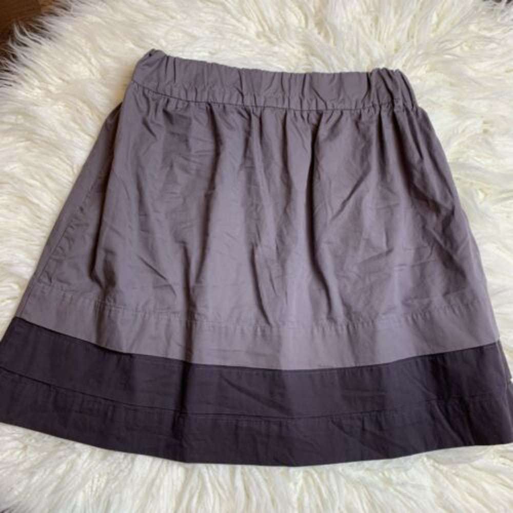 Gap skirt tired side zipper knee length sz S